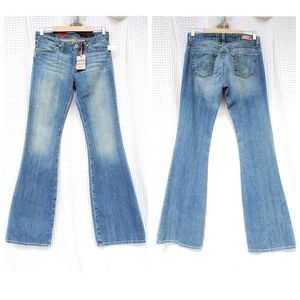 AG jeans the legend NWT size 27